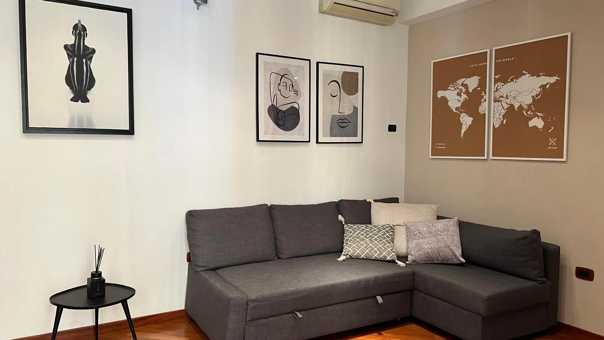 Revis 84 Apartment Naples